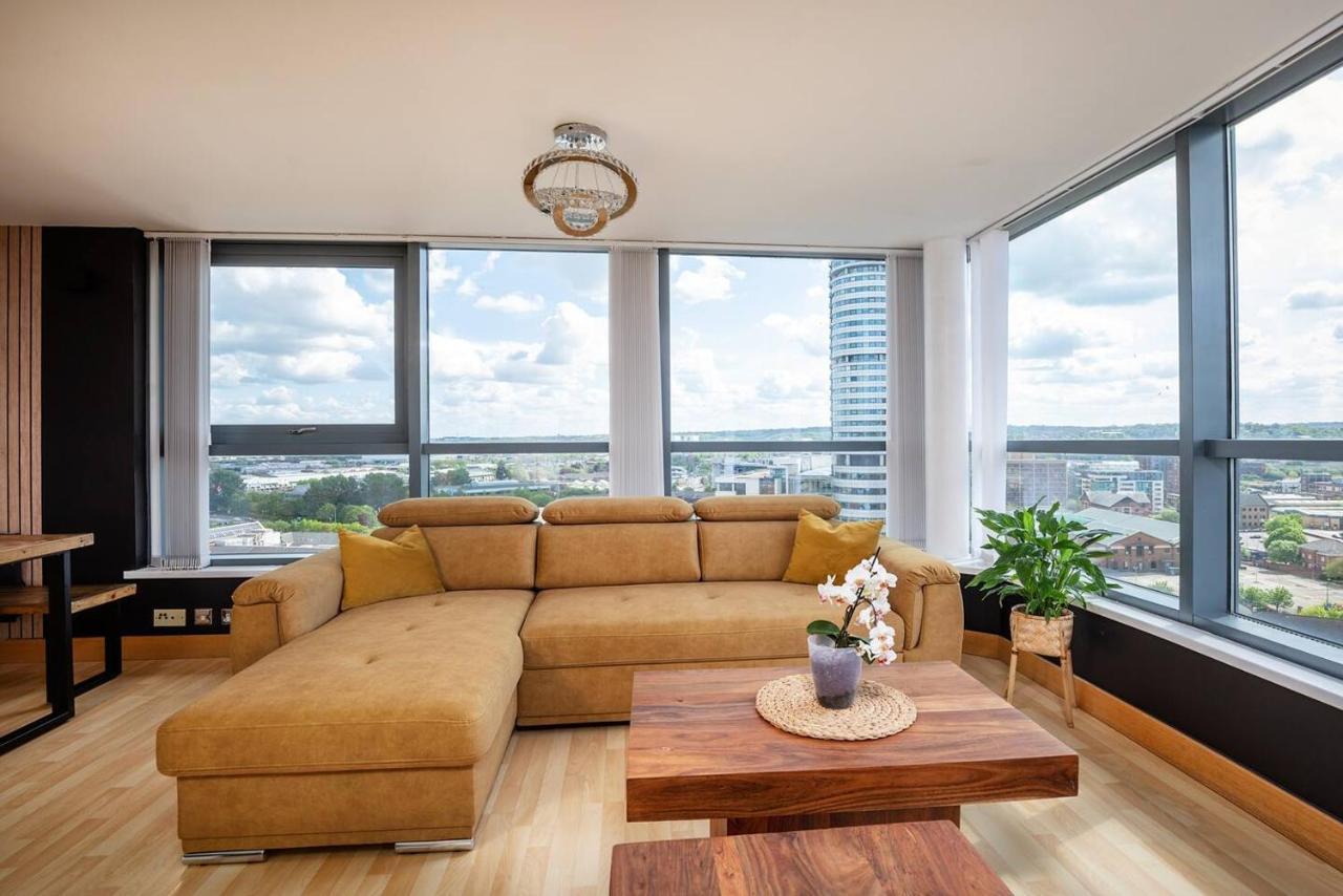 The Exquisite Penthouse Of Leeds - Sleeps 8 Apartment