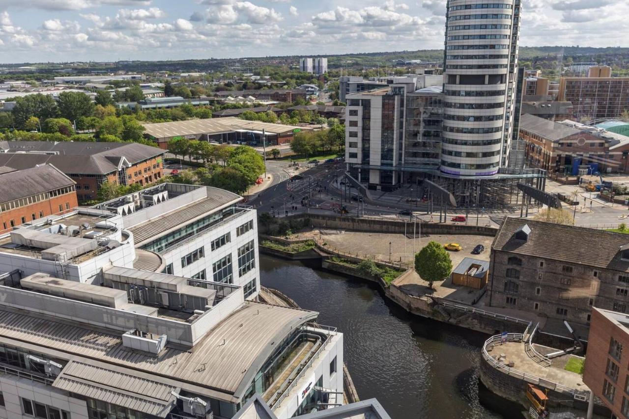 The Exquisite Penthouse Of Leeds - Sleeps 8 * Leeds (West Yorkshire)