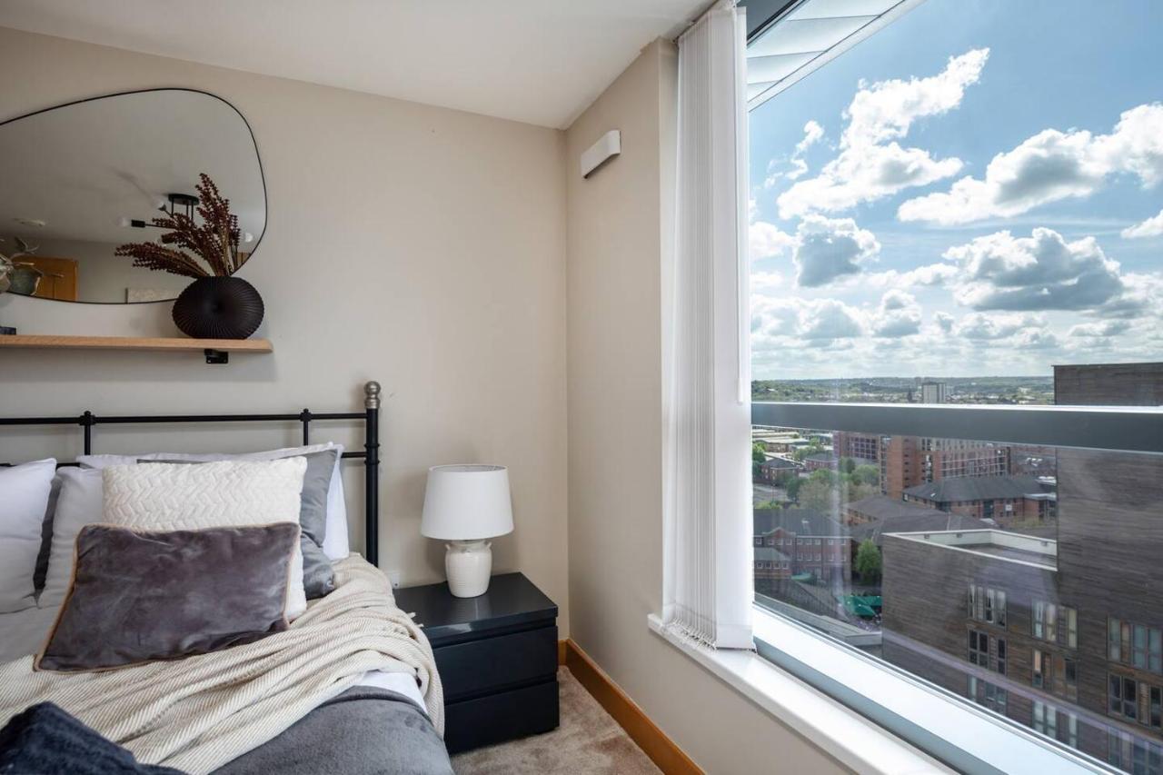 The Exquisite Penthouse Of Leeds - Sleeps 8